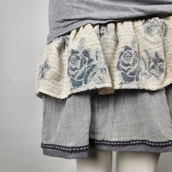 ANGELS Never Die Grey Knit Flower Ruffle Skirt Dress Size S/M - Picture 4 of 9
